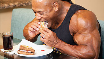 Dirty Bulk vs. Clean Bulk: What is the Best Muscle Building Diet?