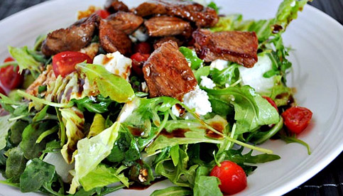 BLT steak salad